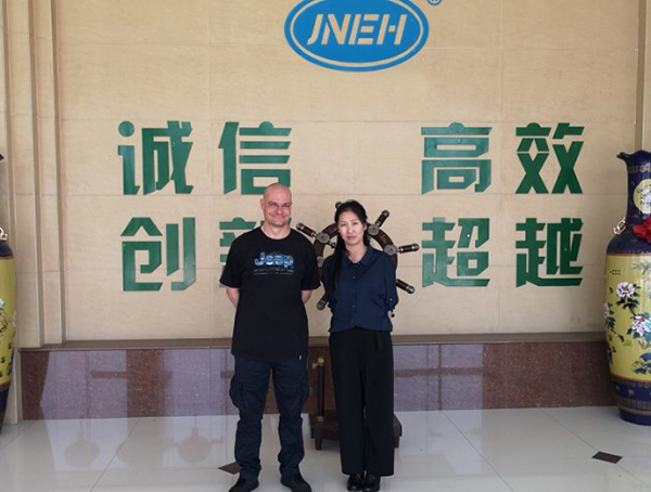 歐洲客戶上門考察 歐洲客戶上門考察